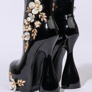 Azalea Wang Finer Things In Life Chunky Bootie (Black size 8)